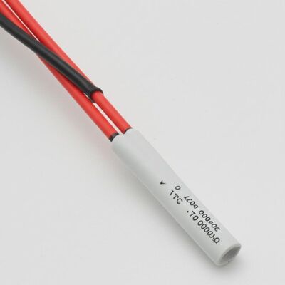 مستشعر درجة الحرارة المقاوم للماء NTC يقدم قوة كهربائية 1.5kVAC وقيمة المقاومة 0.3kΩ إلى 2000kΩ مصمم للحساسة الحرارية